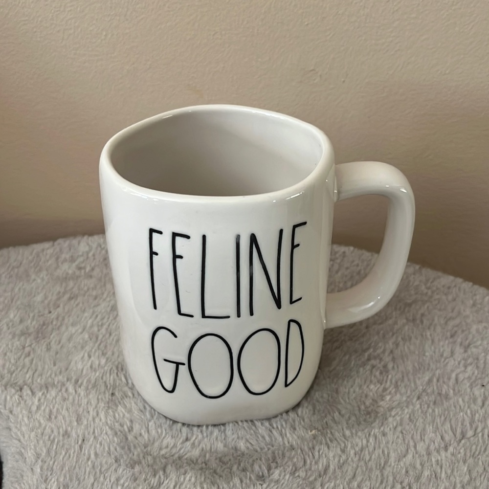 Rae dunn “feline good” mug brand new